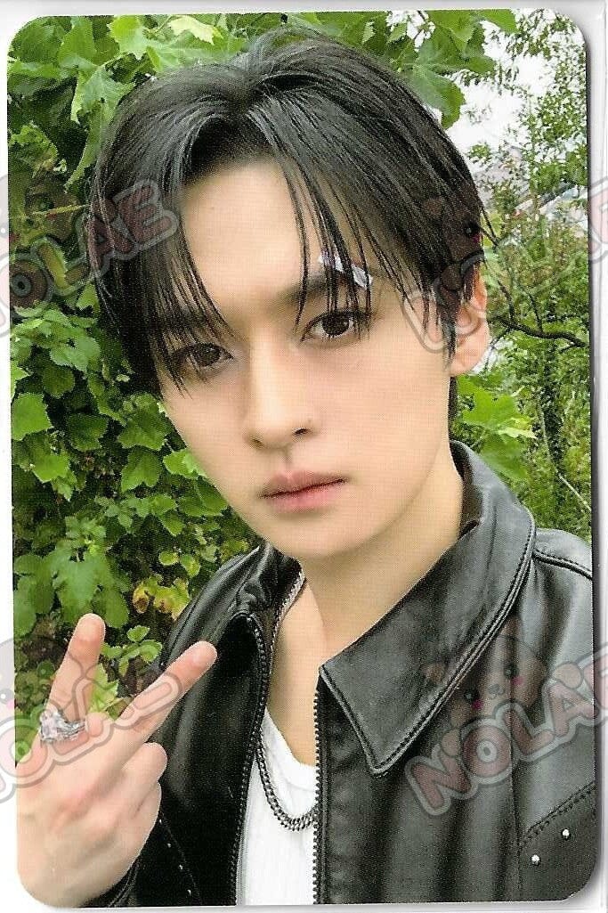 STRAY KIDS - KARMA - POP UP MD 1ST WEEK PHOTOCARD Nolae